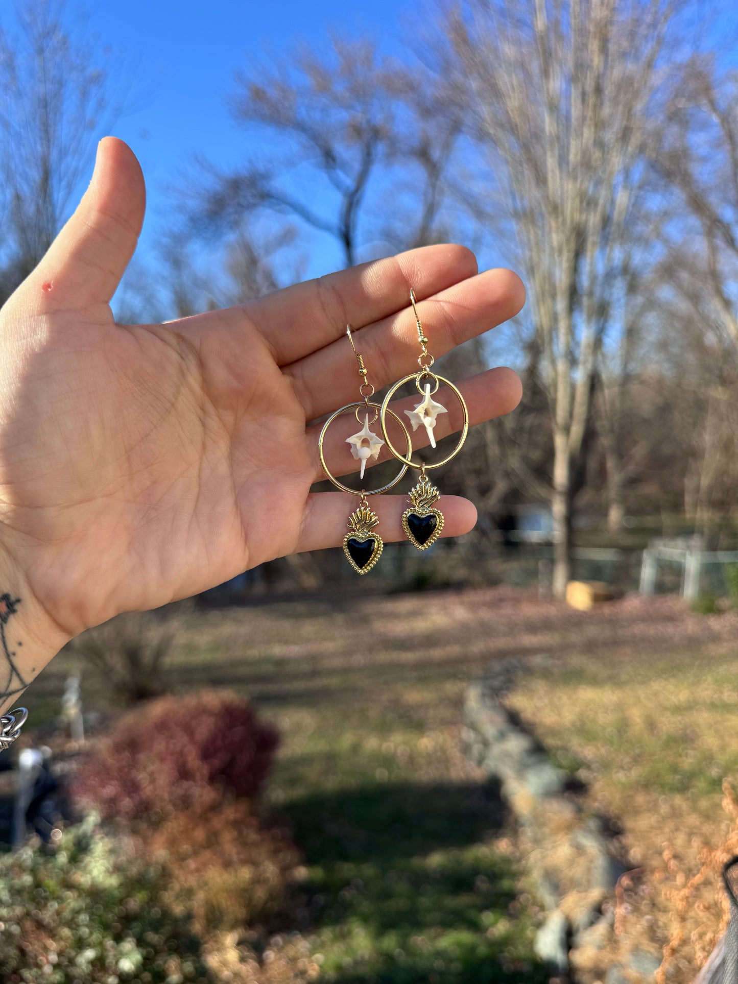 Black Heart Gold Vertebrae Earrings