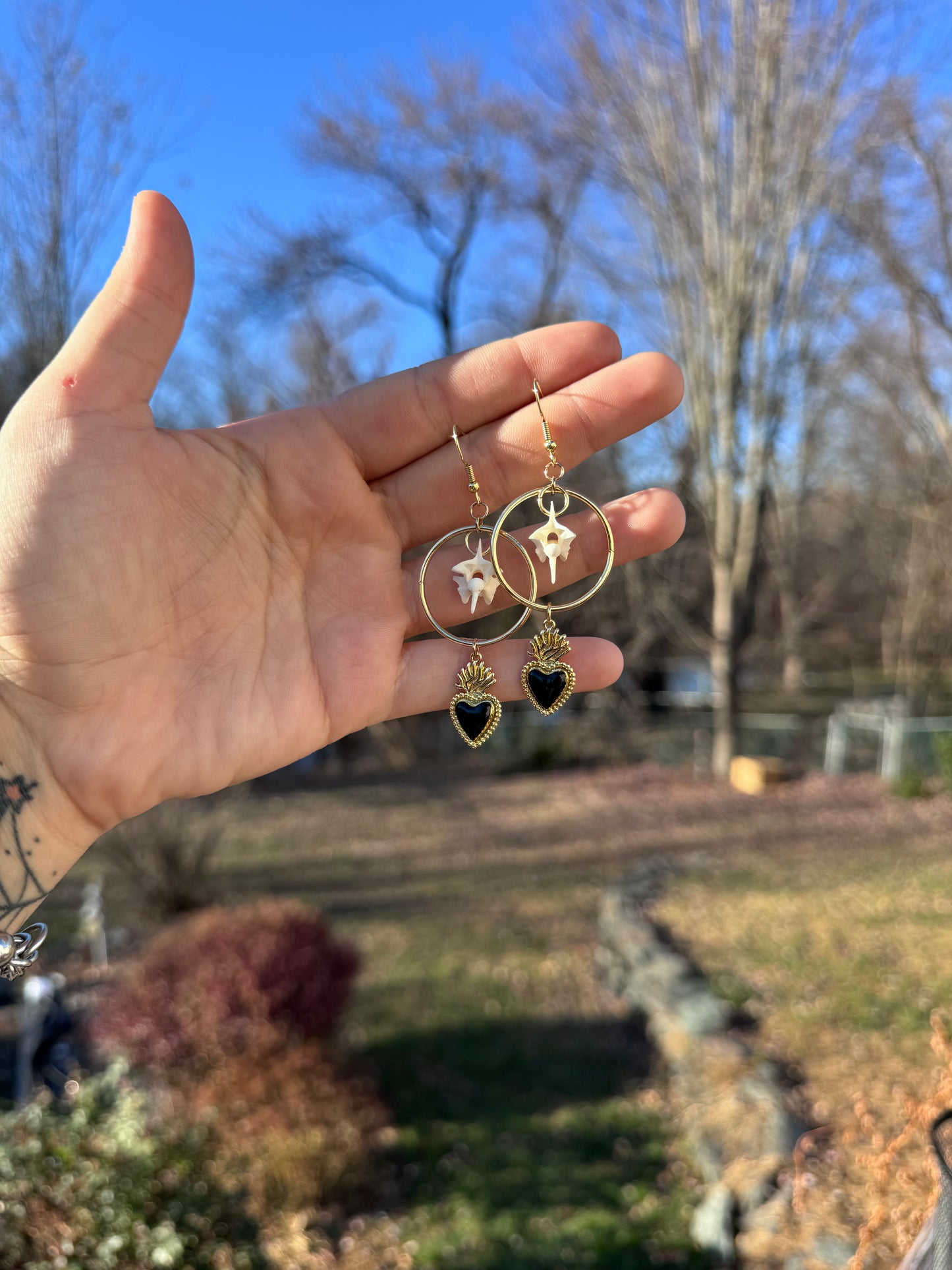 Black Heart Gold Vertebrae Earrings